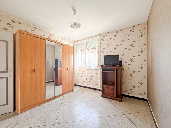 Appartement T3 - 72 m2 La Maurellette dernier étage et vue
