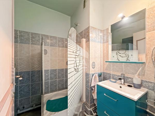 Appartement T3 - 72 m2 La Maurellette dernier étage et vue