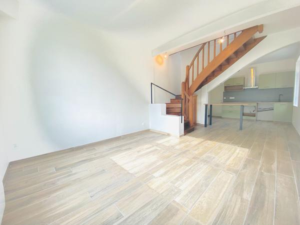 Maison T5 à étage rénovée - Réf LORIQUET