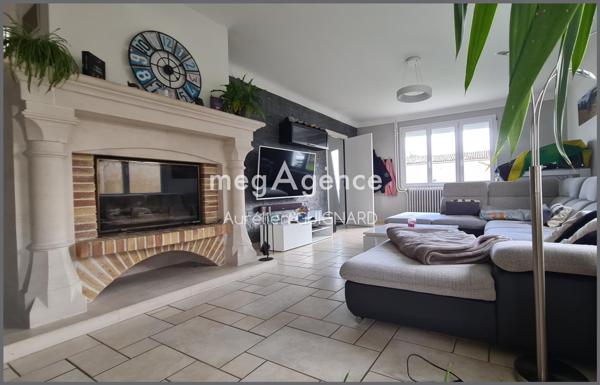 Maison à Bressuire, 79300 - 12 pièces 189m²