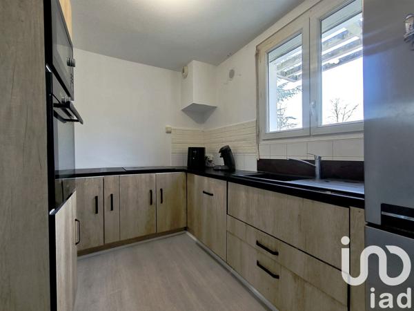 Maison de ville 3 pièces de 59 m² à Bassens (33530)