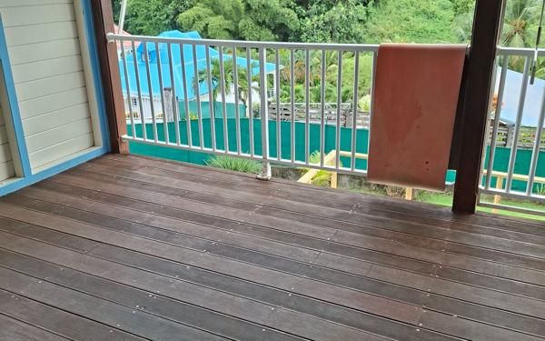 Maison à louer    5 pièces •  Petit-Bourg