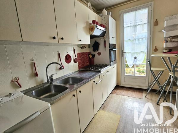 Maison à vendre 5 pièces 94 m² Mantes-la-Ville