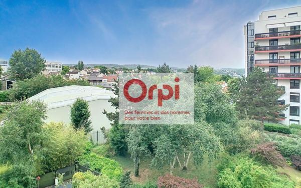 Appartement à vendre    5 pièces • 105,77 m2 Issy-les-Moulineaux