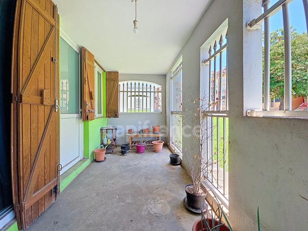 Appartement F4 de 74 m² + 25 m² de loggias, Belcourt, Baie-Mahault