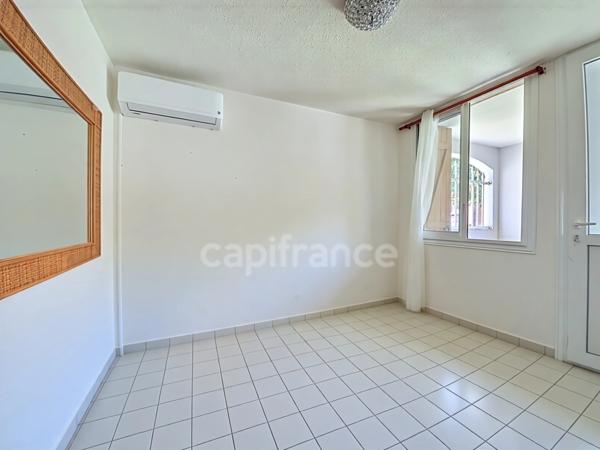Appartement F4 de 74 m² + 25 m² de loggias, Belcourt, Baie-Mahault