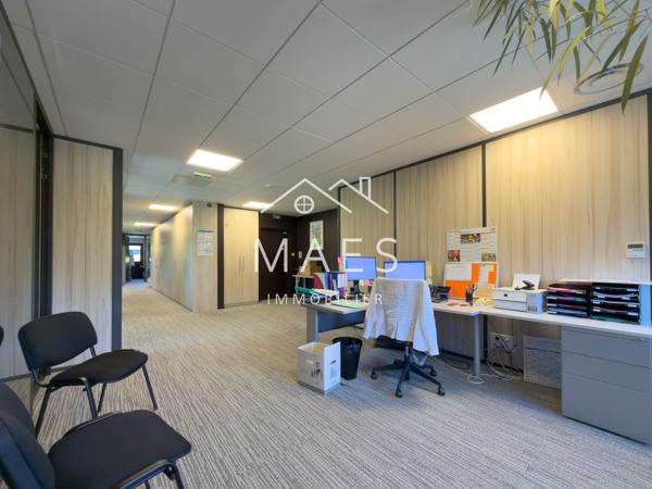 LOOS – Bureau de 215 m2 proche CHU