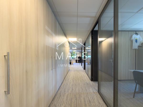 LOOS – Bureau de 215 m2 proche CHU