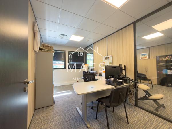 LOOS – Bureau de 215 m2 proche CHU
