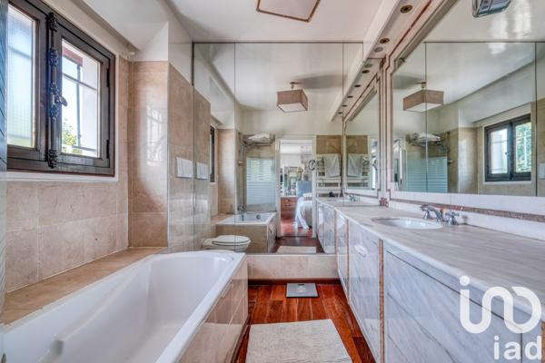 Maison à vendre 9 pièces 431 m² Le Perreux-sur-Marne