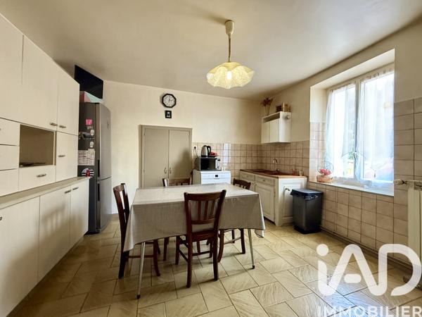 Maison à vendre 5 pièces 145 m² Arches