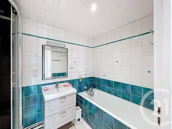 Appartement F4 à vendre  4 pièces - 90,84 m2 VILLERS LES NANCY - 54