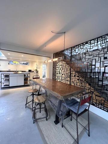 Montreuil (93100) Superbe Loft atypique avec parking privé