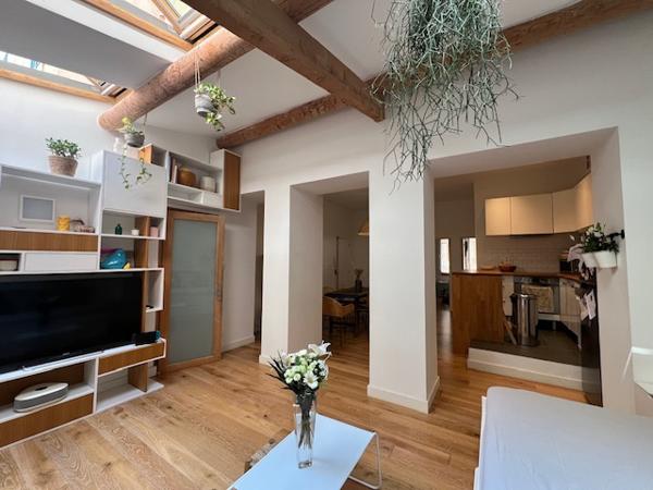 Marseille (13007) VENTE APPARTEMENT MAGNIFIQUE 80,59 M2 TYPE 4 RUE CHATEAUBRIAND QUARTIER ST LAMBERT CATALANS 13007 MARSEILLE