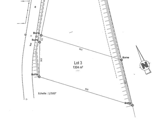 Joli terrain à bâtir situé dans une rue calme
