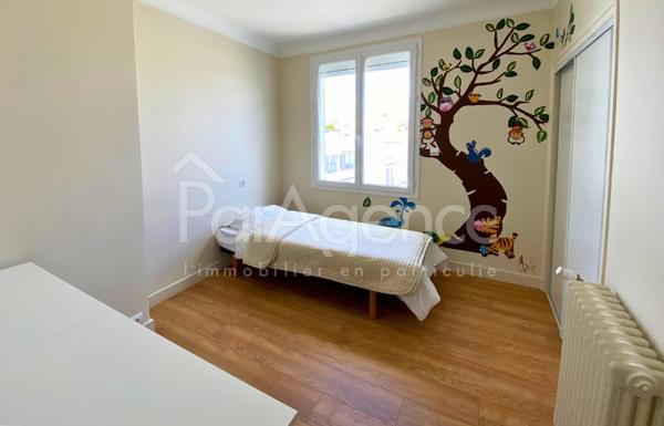 Appartement dernier étage en parfait état - Centre-ville