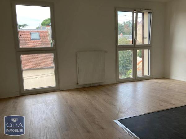 Appartement à louer 1 pièce 27.75m² Étampes (91150)