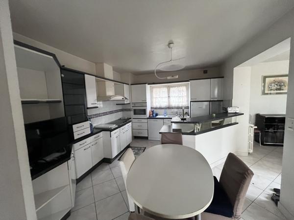 Maison à vendre |  Naves |  10 pièces | 197 m²