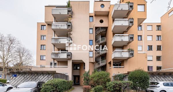 À vendre Studio 26 m² - ÉChirolles 38130