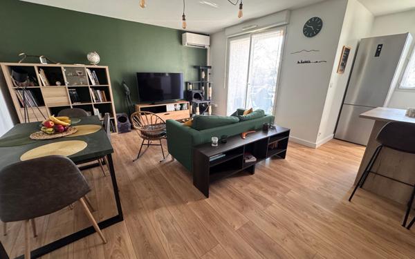 Appartement à vendre    3 pièces • 62,07 m2 Villeneuve-Tolosane