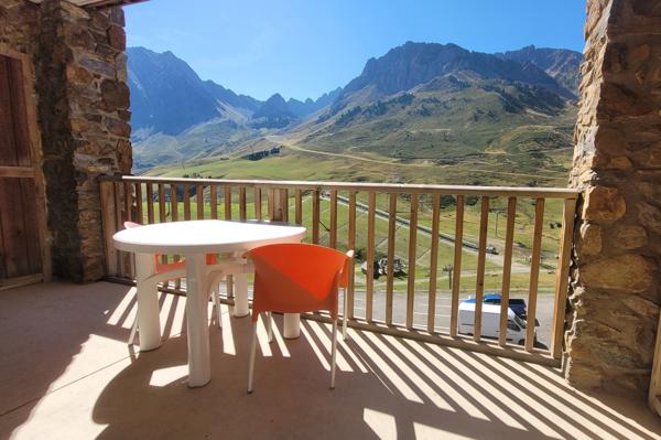 T2 - VUE SUR LES PISTES