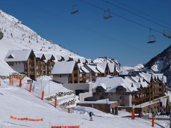 T2 - VUE SUR LES PISTES