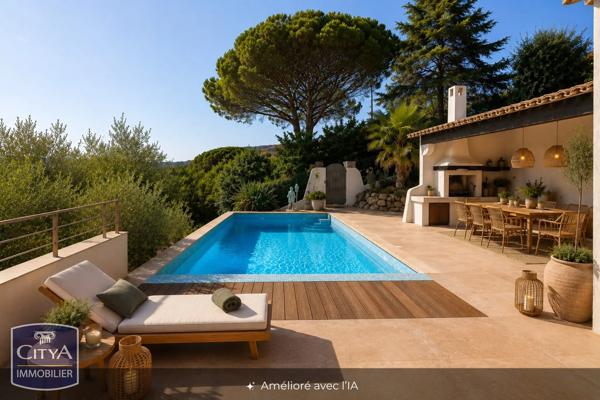 Maison à vendre 5 pièces 186.33m² Sainte-Maxime (83120)