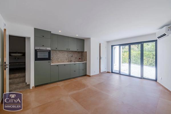 Maison à vendre 5 pièces 186.33m² Sainte-Maxime (83120)