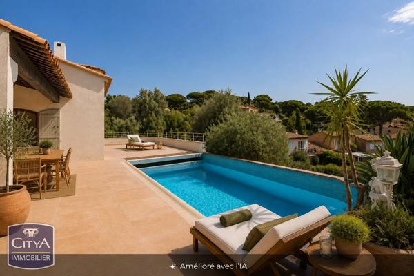 Maison à vendre 5 pièces 186.33m² Sainte-Maxime (83120)