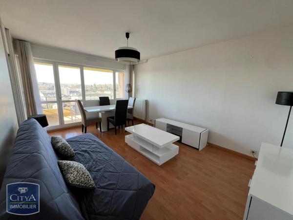 Appartement à louer 2 pièces 58.12m² Laval (53000)