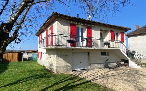 Maison à vendre    5 pièces •  Peyrilhac