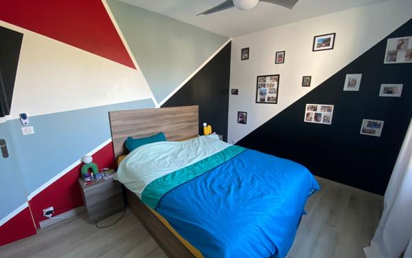 Maison à vendre    5 pièces •  Peyrilhac