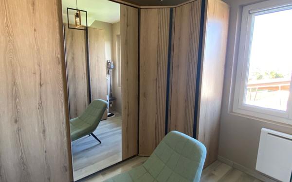 Maison à vendre    5 pièces •  Peyrilhac