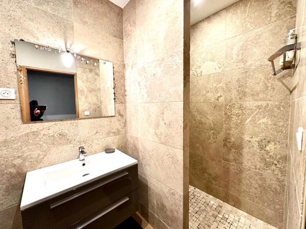 Marseille 8ème– EDMOND ROSTAND / RUE PARADIS – Appartement de 91m2 avec BOX en SUS