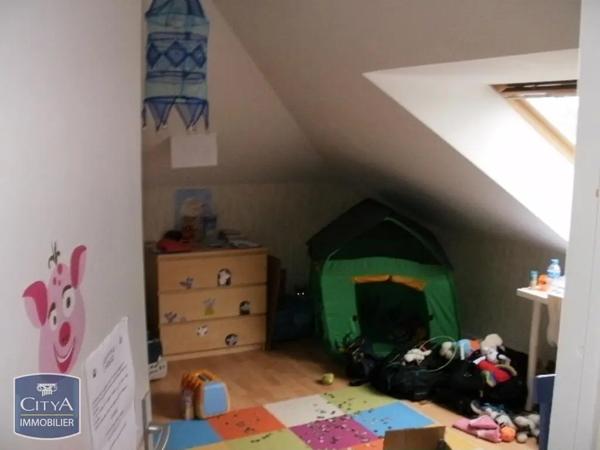 Appartement à louer 5 pièces 106.59m² Angers (49000)