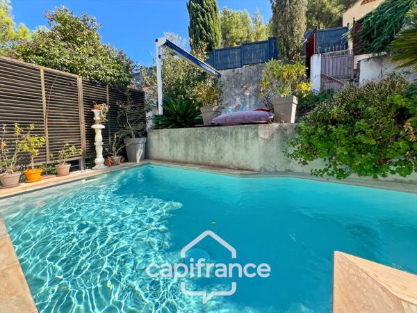 Maison à vendre 6 pièces HYERES (83) - Charme de l'ancien - 4 chambres - 200m2 habitables - Piscine - possibilité 2 appartements.