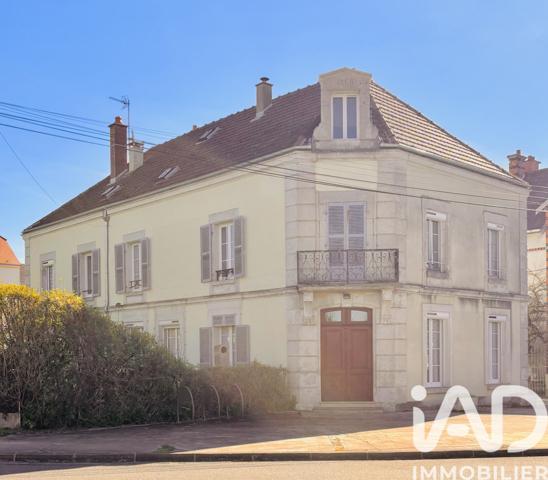 Maison à vendre 9 pièces 260 m² Châtillon-sur-Seine