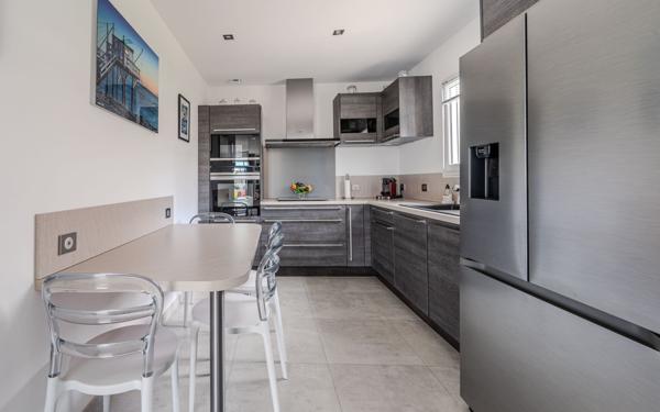 Maison à vendre    4 pièces •  Beauvoisin