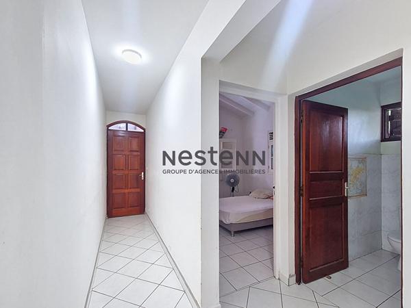 A VENDRE VILLA 4 pièce(s) + T3 indépendant avec Garage à Petit-Bourg