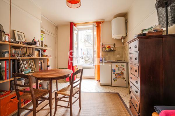 Appartement Paris 1 pièce(s) 15.02 m2