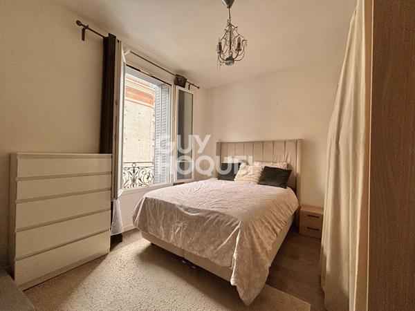 MAIRIE DE SAINT-OUEN - DERNIER ETAGE - DUPLEX 3 PIÈCES 52,50 M² - CAVE