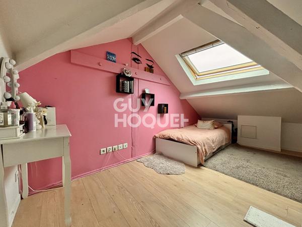 MAIRIE DE SAINT-OUEN - DERNIER ETAGE - DUPLEX 3 PIÈCES 52,50 M² - CAVE