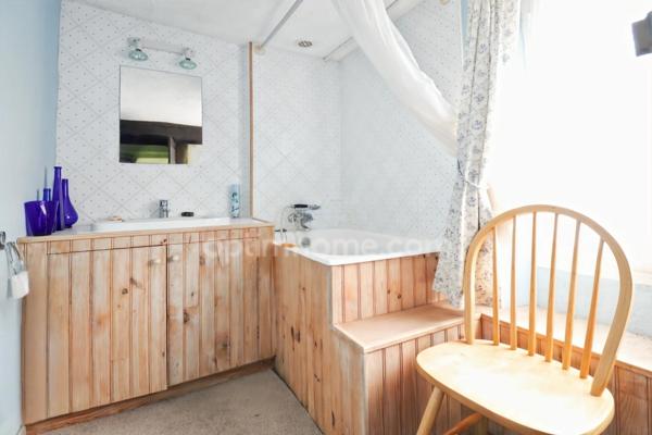 Maison de Charme 177 m² - 9 pièces- 3/4 Chambres - Gîte - Atelier - Terrain 415 m²- 87190 SAINT LEGER MAGNAZEIX