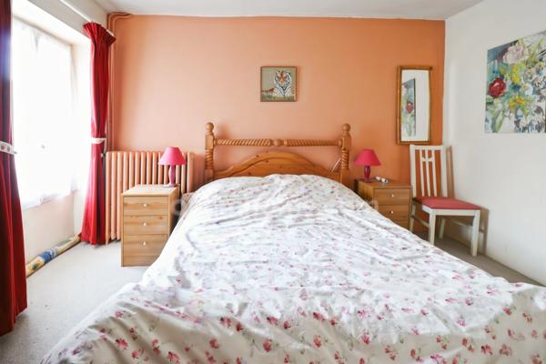 Maison de Charme 177 m² - 9 pièces- 3/4 Chambres - Gîte - Atelier - Terrain 415 m²- 87190 SAINT LEGER MAGNAZEIX