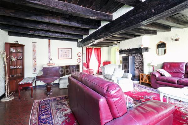 Maison de Charme 177 m² - 9 pièces- 3/4 Chambres - Gîte - Atelier - Terrain 415 m²- 87190 SAINT LEGER MAGNAZEIX