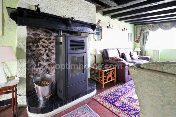 Maison de Charme 177 m² - 9 pièces- 3/4 Chambres - Gîte - Atelier - Terrain 415 m²- 87190 SAINT LEGER MAGNAZEIX