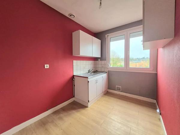 Appartement à vendre 2 pièces 44m² Saint-Pol-sur-Ternoise (62130)