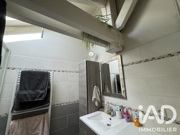 Maison à vendre 4 pièces 80 m² Le Mesnil-Saint-Denis