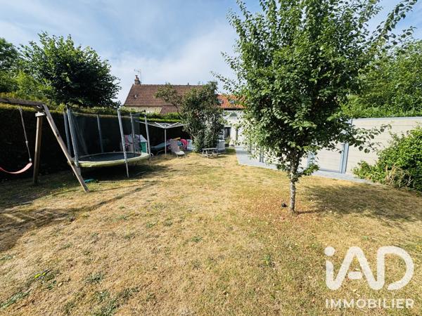 Maison à vendre 4 pièces 80 m² Le Mesnil-Saint-Denis