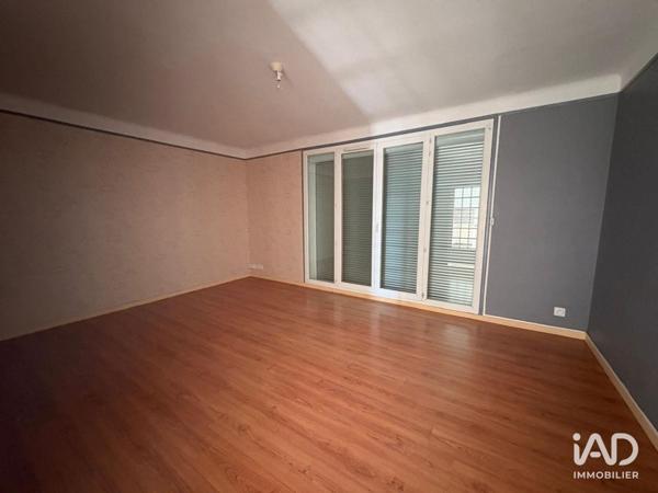Location appartement 3 pièces 61 m² Saint-Raphaël